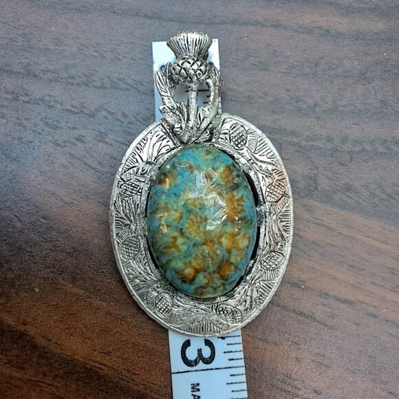 Beautiful Vintage Scottish Thistle Pendant Stamped Miracle - Picture 7 of 9